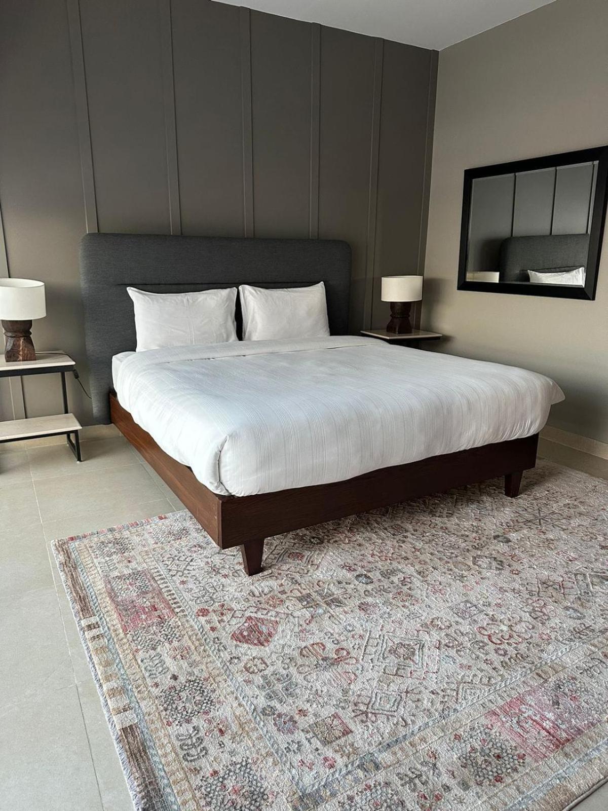 One Constitution Avenue By Goldfinch Aparthotel Islamabad Buitenkant foto